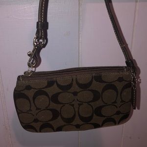 Coach wristlet wallet